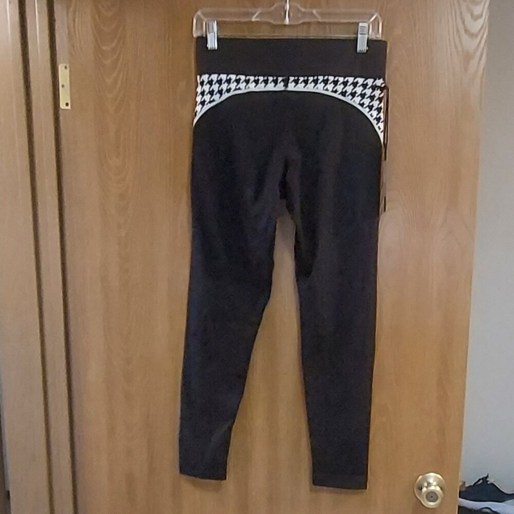 Noli Houndstooth Leggings - Picture 5 of 10